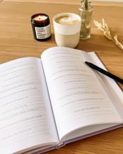 Afbeelding in Gallery-weergave laden, BUNDEL PLANNER 2025 & DAGEN ZONDER HAAST JOURNAL