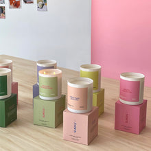 Afbeelding in Gallery-weergave laden, Geurkaars met Playlist "Simple Things"
