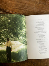 Afbeelding in Gallery-weergave laden, Gedichtenbundel "De wereld van het hart" - Britt Nelissen