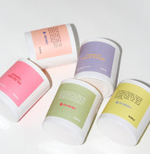 Afbeelding in Gallery-weergave laden, Geurkaars met Playlist "Relax &amp; Recharge"
