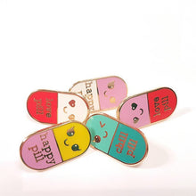 Afbeelding in Gallery-weergave laden, Pin HAPPY PILL WIT/ROZE
